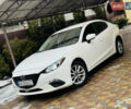 Белый Мазда 3, объемом двигателя 2 л и пробегом 157 тыс. км за 7950 $, фото 1 на Automoto.ua