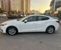 Белый Мазда 3, объемом двигателя 2 л и пробегом 183 тыс. км за 7532 $, фото 2 на Automoto.ua