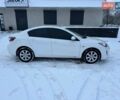 Білий Мазда 3, об'ємом двигуна 2 л та пробігом 198 тис. км за 7500 $, фото 2 на Automoto.ua