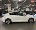 Белый Мазда 3, объемом двигателя 2 л и пробегом 182 тыс. км за 8500 $, фото 6 на Automoto.ua