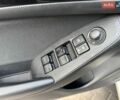 Белый Мазда 3, объемом двигателя 2 л и пробегом 312 тыс. км за 7200 $, фото 9 на Automoto.ua
