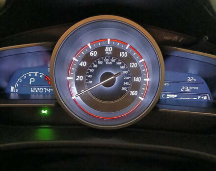 Белый Мазда 3, объемом двигателя 2 л и пробегом 123 тыс. км за 8900 $, фото 10 на Automoto.ua