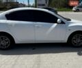 Белый Мазда 3, объемом двигателя 2 л и пробегом 115 тыс. км за 9000 $, фото 4 на Automoto.ua