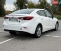 Белый Мазда 3, объемом двигателя 2 л и пробегом 312 тыс. км за 7800 $, фото 7 на Automoto.ua