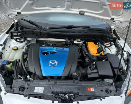 Мазда 3 2013 у Прилуках на Automoto.ua Білий Мазда 3, об'ємом двигуна 2 л та пробігом 215 тис. км за 7650 $, фото 15 на Automoto.ua