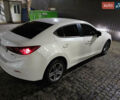 Белый Мазда 3, объемом двигателя 2 л и пробегом 123 тыс. км за 8900 $, фото 4 на Automoto.ua
