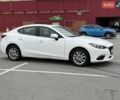 Белый Мазда 3, объемом двигателя 2 л и пробегом 312 тыс. км за 7800 $, фото 5 на Automoto.ua