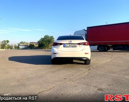 Белый Мазда 3, объемом двигателя 2 л и пробегом 303 тыс. км за 10000 $, фото 6 на Automoto.ua