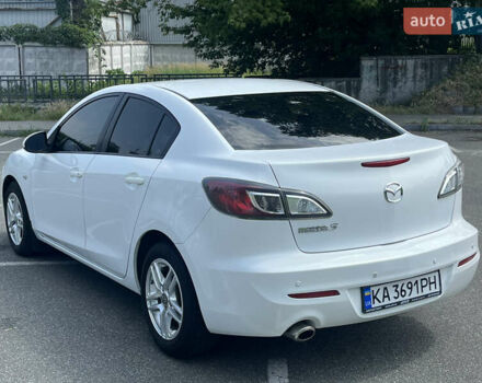 Белый Мазда 3, объемом двигателя 2 л и пробегом 170 тыс. км за 8400 $, фото 13 на Automoto.ua