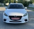 Белый Мазда 3, объемом двигателя 2 л и пробегом 180 тыс. км за 8200 $, фото 2 на Automoto.ua
