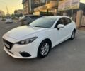 Белый Мазда 3, объемом двигателя 2 л и пробегом 183 тыс. км за 7532 $, фото 1 на Automoto.ua