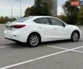 Белый Мазда 3, объемом двигателя 2 л и пробегом 312 тыс. км за 7800 $, фото 6 на Automoto.ua