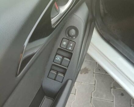 Белый Мазда 3, объемом двигателя 2 л и пробегом 144 тыс. км за 9500 $, фото 22 на Automoto.ua