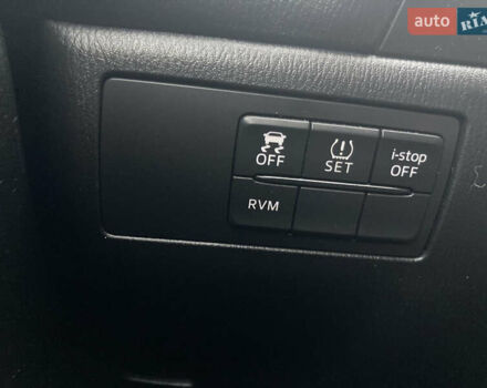 Белый Мазда 3, объемом двигателя 2.2 л и пробегом 260 тыс. км за 9999 $, фото 19 на Automoto.ua