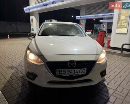Белый Мазда 3, объемом двигателя 1.5 л и пробегом 56 тыс. км за 14000 $, фото 5 на Automoto.ua