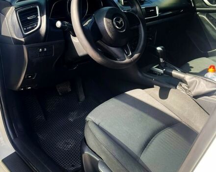 Білий Мазда 3, об'ємом двигуна 2 л та пробігом 182 тис. км за 9600 $, фото 8 на Automoto.ua