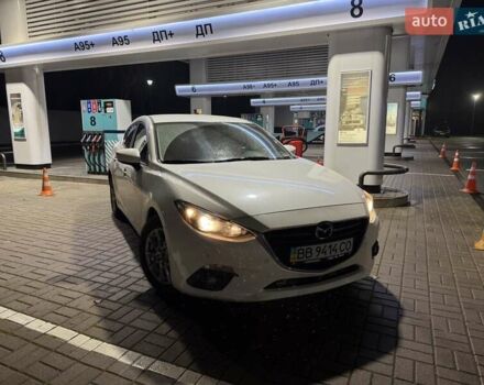 Белый Мазда 3, объемом двигателя 1.5 л и пробегом 56 тыс. км за 14000 $, фото 4 на Automoto.ua