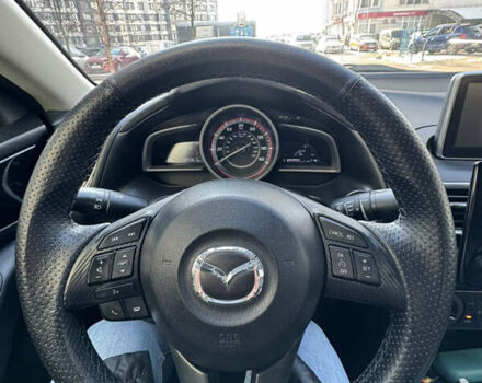 Белый Мазда 3, объемом двигателя 2 л и пробегом 189 тыс. км за 15000 $, фото 7 на Automoto.ua