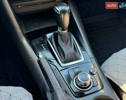 Белый Мазда 3, объемом двигателя 2 л и пробегом 158 тыс. км за 10890 $, фото 31 на Automoto.ua