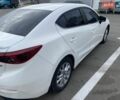 Білий Мазда 3, об'ємом двигуна 1.5 л та пробігом 108 тис. км за 11000 $, фото 3 на Automoto.ua
