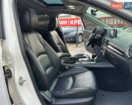 Білий Мазда 3, об'ємом двигуна 2 л та пробігом 276 тис. км за 7999 $, фото 30 на Automoto.ua