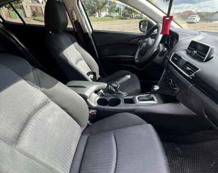 Білий Мазда 3, об'ємом двигуна 2 л та пробігом 185 тис. км за 9500 $, фото 8 на Automoto.ua