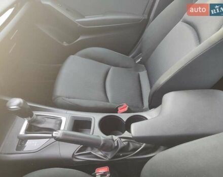 Белый Мазда 3, объемом двигателя 2 л и пробегом 144 тыс. км за 9500 $, фото 21 на Automoto.ua