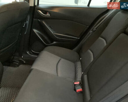 Белый Мазда 3, объемом двигателя 2.2 л и пробегом 260 тыс. км за 9999 $, фото 15 на Automoto.ua