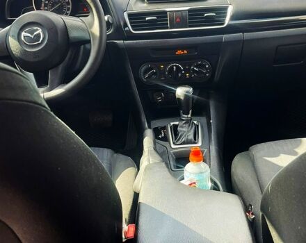 Білий Мазда 3, об'ємом двигуна 2 л та пробігом 182 тис. км за 9600 $, фото 5 на Automoto.ua