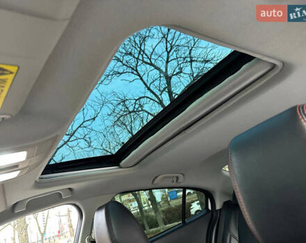 Білий Мазда 3, об'ємом двигуна 2 л та пробігом 276 тис. км за 7999 $, фото 16 на Automoto.ua