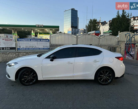 Белый Мазда 3, объемом двигателя 2.5 л и пробегом 166 тыс. км за 11500 $, фото 1 на Automoto.ua