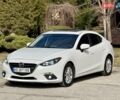 Белый Мазда 3, объемом двигателя 2 л и пробегом 140 тыс. км за 12500 $, фото 1 на Automoto.ua