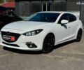 Белый Мазда 3, объемом двигателя 2 л и пробегом 158 тыс. км за 10890 $, фото 1 на Automoto.ua