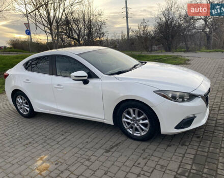 Білий Мазда 3, об'ємом двигуна 2 л та пробігом 150 тис. км за 9900 $, фото 1 на Automoto.ua