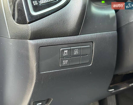 Білий Мазда 3, об'ємом двигуна 2 л та пробігом 276 тис. км за 7999 $, фото 14 на Automoto.ua