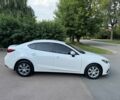 Белый Мазда 3, объемом двигателя 2 л и пробегом 295 тыс. км за 8033 $, фото 4 на Automoto.ua
