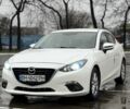 Белый Мазда 3, объемом двигателя 2 л и пробегом 151 тыс. км за 9000 $, фото 2 на Automoto.ua