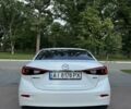 Белый Мазда 3, объемом двигателя 2 л и пробегом 295 тыс. км за 8033 $, фото 6 на Automoto.ua
