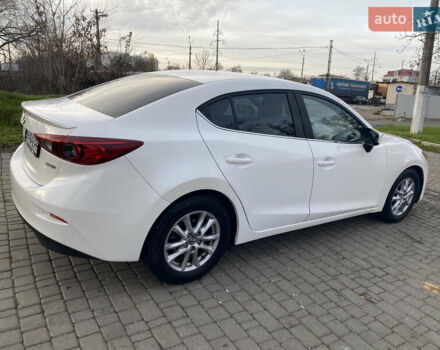 Білий Мазда 3, об'ємом двигуна 2 л та пробігом 150 тис. км за 9900 $, фото 2 на Automoto.ua