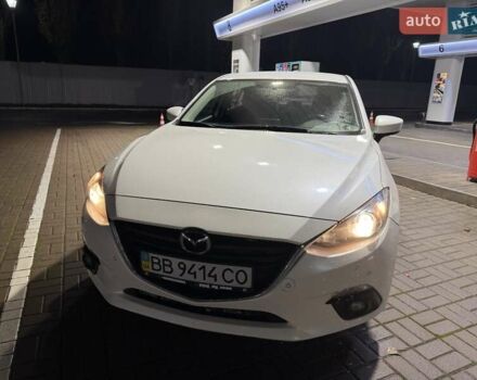 Белый Мазда 3, объемом двигателя 1.5 л и пробегом 56 тыс. км за 14000 $, фото 3 на Automoto.ua