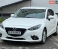Білий Мазда 3, об'ємом двигуна 1.5 л та пробігом 92 тис. км за 13950 $, фото 1 на Automoto.ua