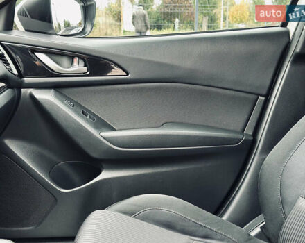 Белый Мазда 3, объемом двигателя 2 л и пробегом 208 тыс. км за 8899 $, фото 45 на Automoto.ua