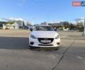 Белый Мазда 3, объемом двигателя 2 л и пробегом 160 тыс. км за 8600 $, фото 3 на Automoto.ua
