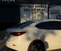 Белый Мазда 3, объемом двигателя 2 л и пробегом 158 тыс. км за 11500 $, фото 2 на Automoto.ua