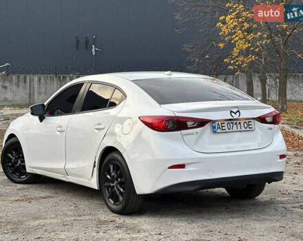 Білий Мазда 3, об'ємом двигуна 2 л та пробігом 276 тис. км за 7999 $, фото 4 на Automoto.ua