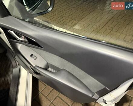 Белый Мазда 3, объемом двигателя 1.5 л и пробегом 56 тыс. км за 14000 $, фото 21 на Automoto.ua