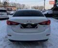 Білий Мазда 3, об'ємом двигуна 2 л та пробігом 163 тис. км за 9500 $, фото 12 на Automoto.ua