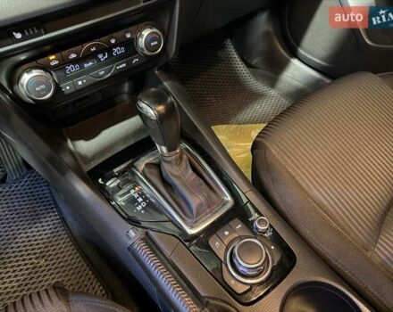 Белый Мазда 3, объемом двигателя 1.5 л и пробегом 56 тыс. км за 14000 $, фото 19 на Automoto.ua