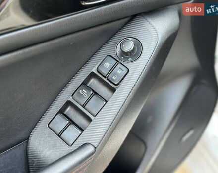 Білий Мазда 3, об'ємом двигуна 2 л та пробігом 276 тис. км за 7999 $, фото 11 на Automoto.ua