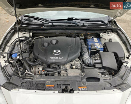 Белый Мазда 3, объемом двигателя 2.2 л и пробегом 260 тыс. км за 9999 $, фото 10 на Automoto.ua